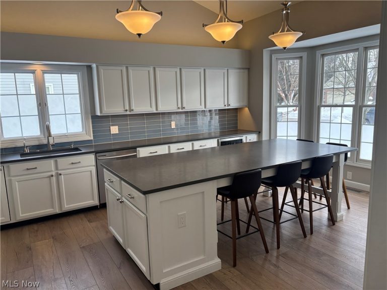 20200 Ellsworth Drive, Strongsville, OH - Photo 6