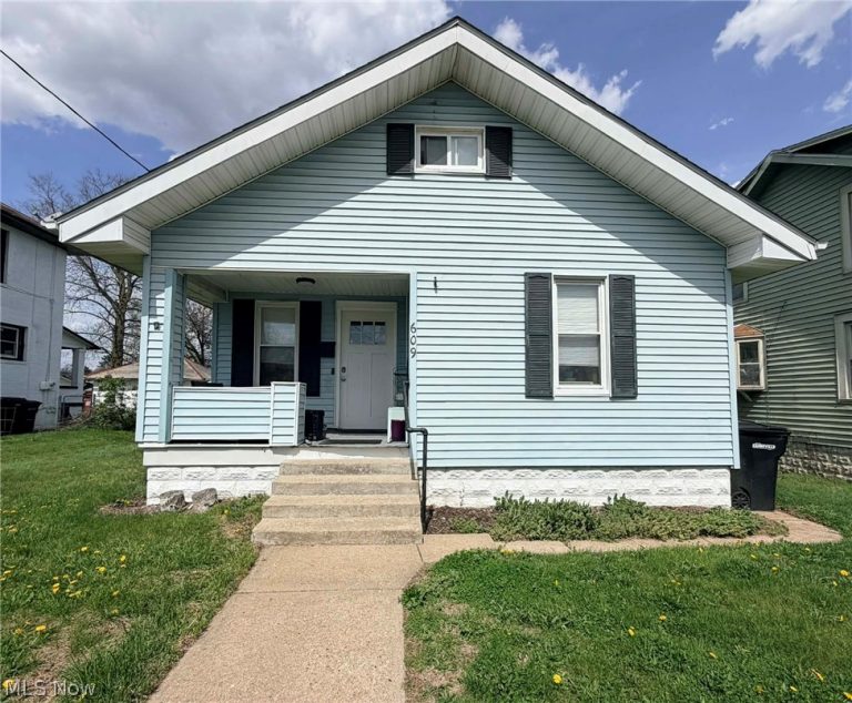 609 Seborn Avenue, Zanesville, OH, 43701