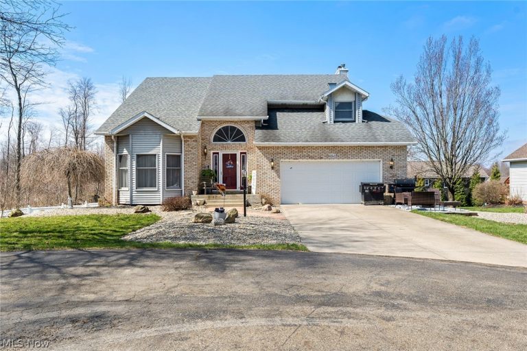 3151 Edinburg Avenue, Canton, OH, 44708