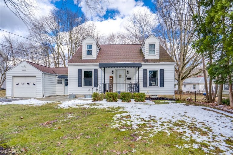 3355 Sycamore Drive, Stow, OH - Photo 3