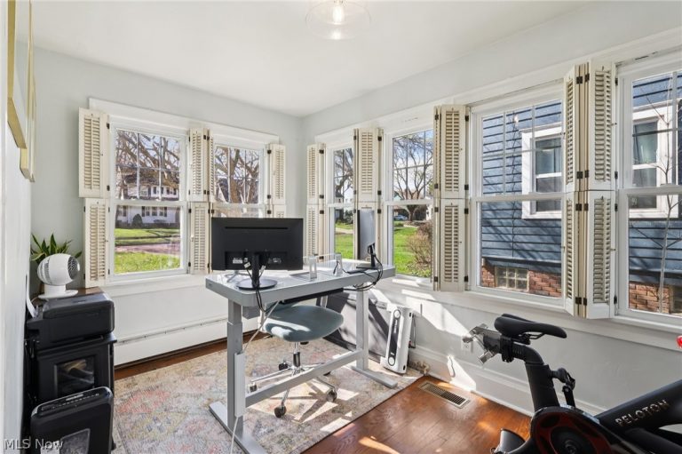 141 Melbourne Avenue, Akron, OH - Photo 8