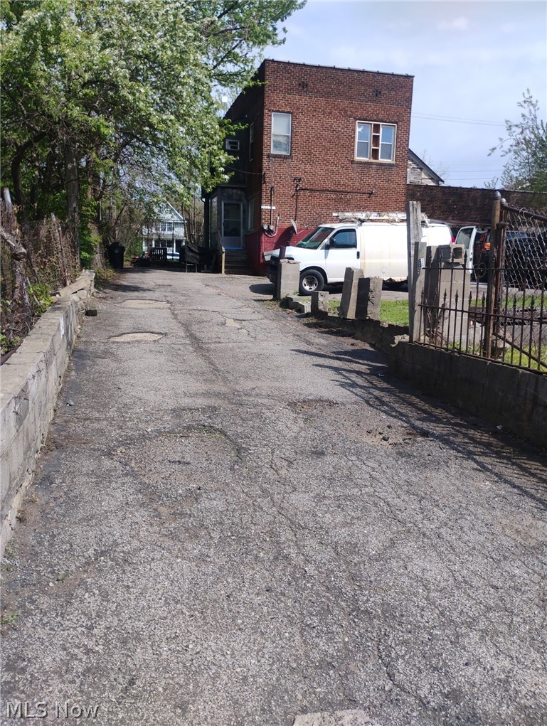 2617 111th Street, Cleveland, OH - Photo 2