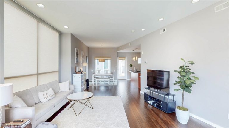 1671 118 Street, Cleveland, OH - Photo 3