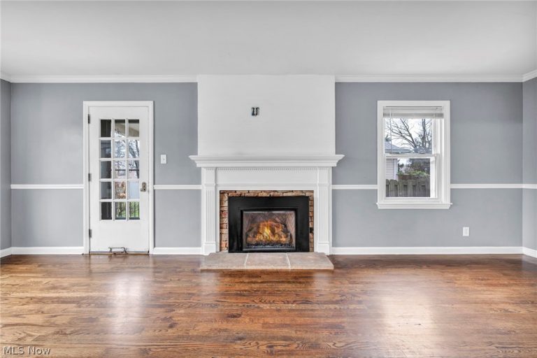 300 Russell Avenue, Niles, OH - Photo 6