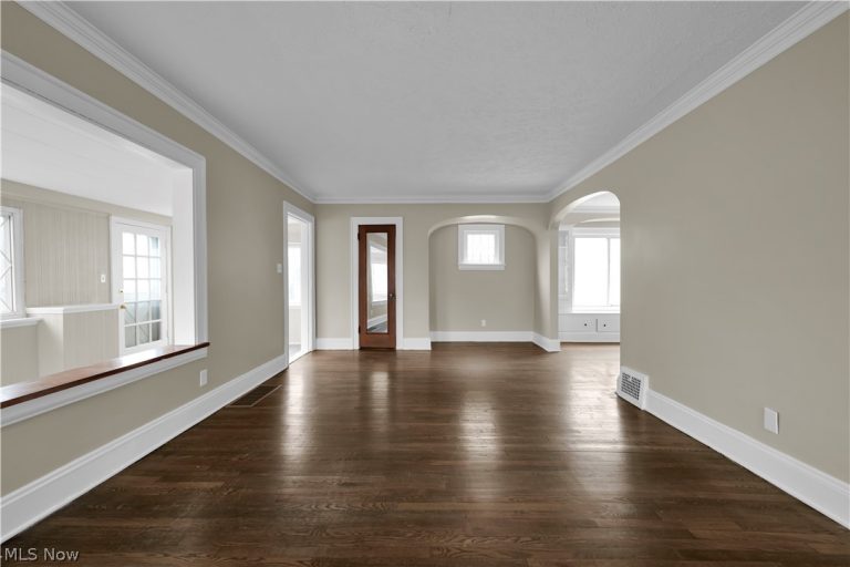 11103 Lincoln Avenue #1/DN, Garfield Heights, OH - Photo 6