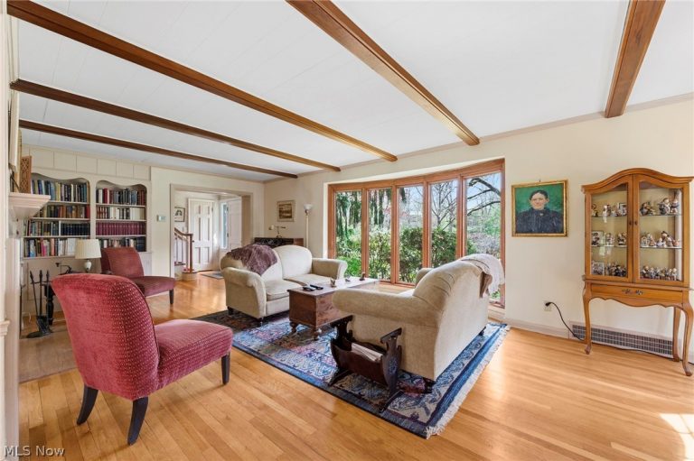 2044 Belvoir Boulevard, South Euclid, OH - Photo 4