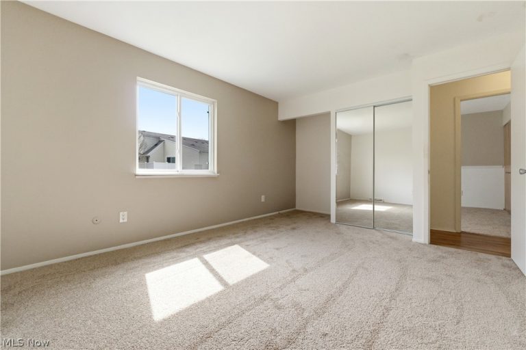 5514 Wrens Lane, Willoughby, OH - Photo 4