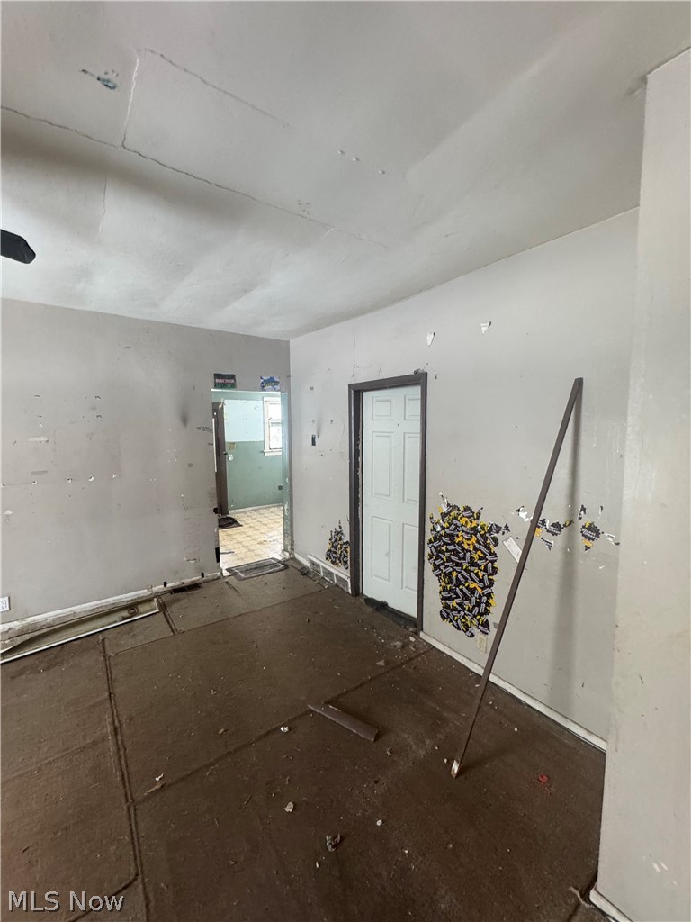 847 Patterson Street, Alliance, OH - Photo 8