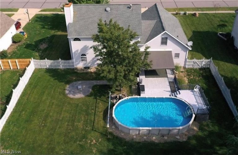 830 Forde Avenue, Amherst, OH - Photo 3