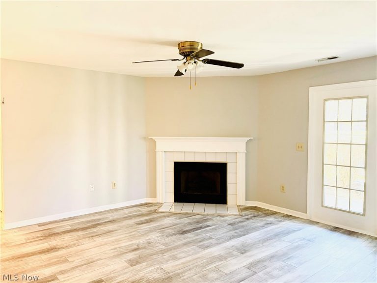 22671 Lenox Drive, Fairview Park, OH - Photo 3