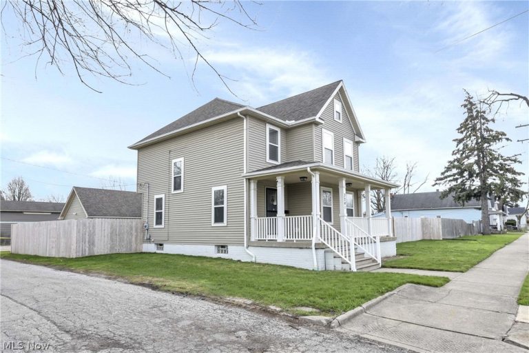 3241 50th Street, Cleveland, OH - Photo 2