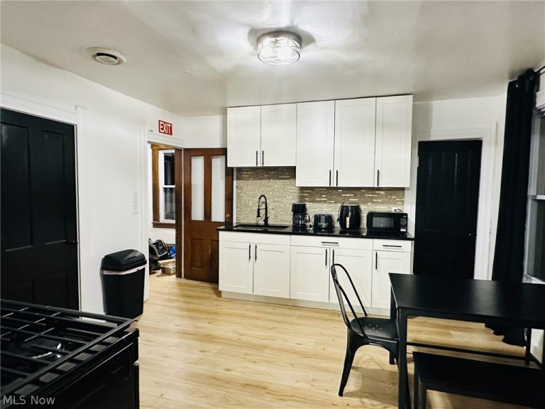 1419 47th Street #UP, Cleveland, OH - Photo 4