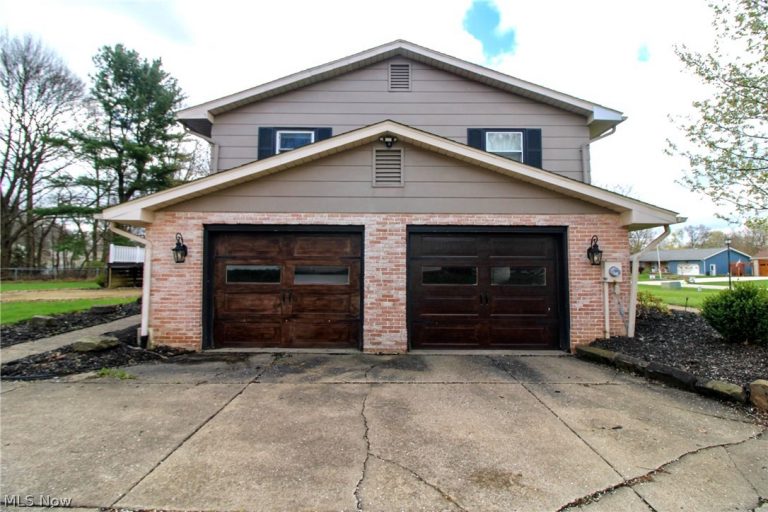 4775 Logan Arms Drive, Liberty, OH - Photo 4