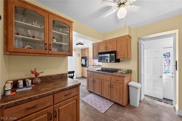 4787 Broadale Road, Cleveland, OH - Photo 6