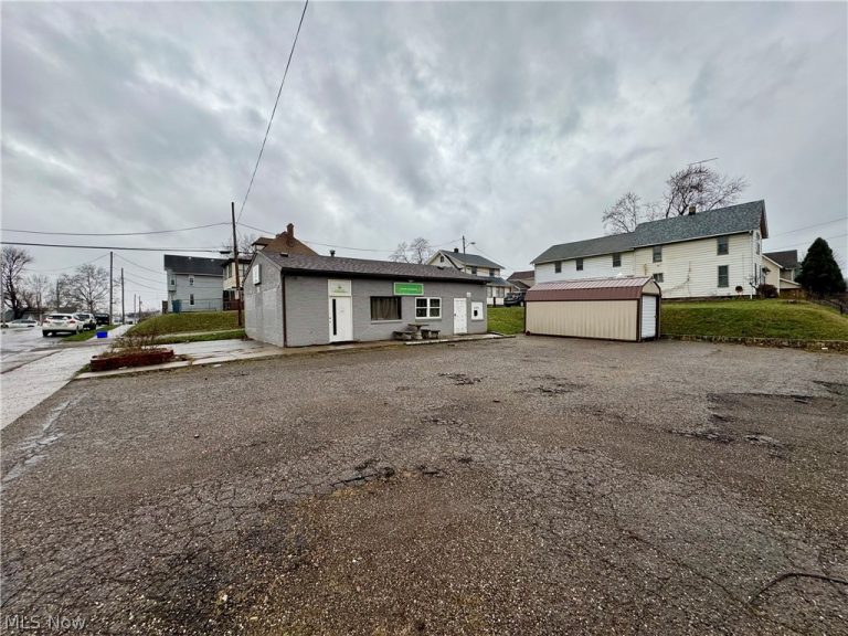 1300 7th Street, Canton, OH - Photo 2