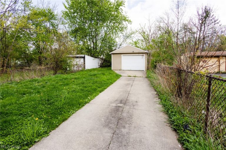 10413 Avon Avenue, Cleveland, OH - Photo 3