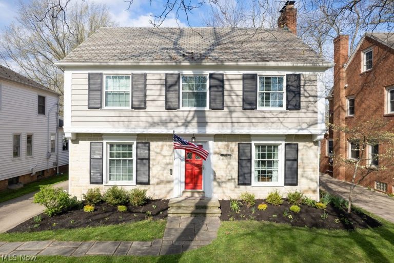 2304 Loyola Road, University Heights, OH, 44118