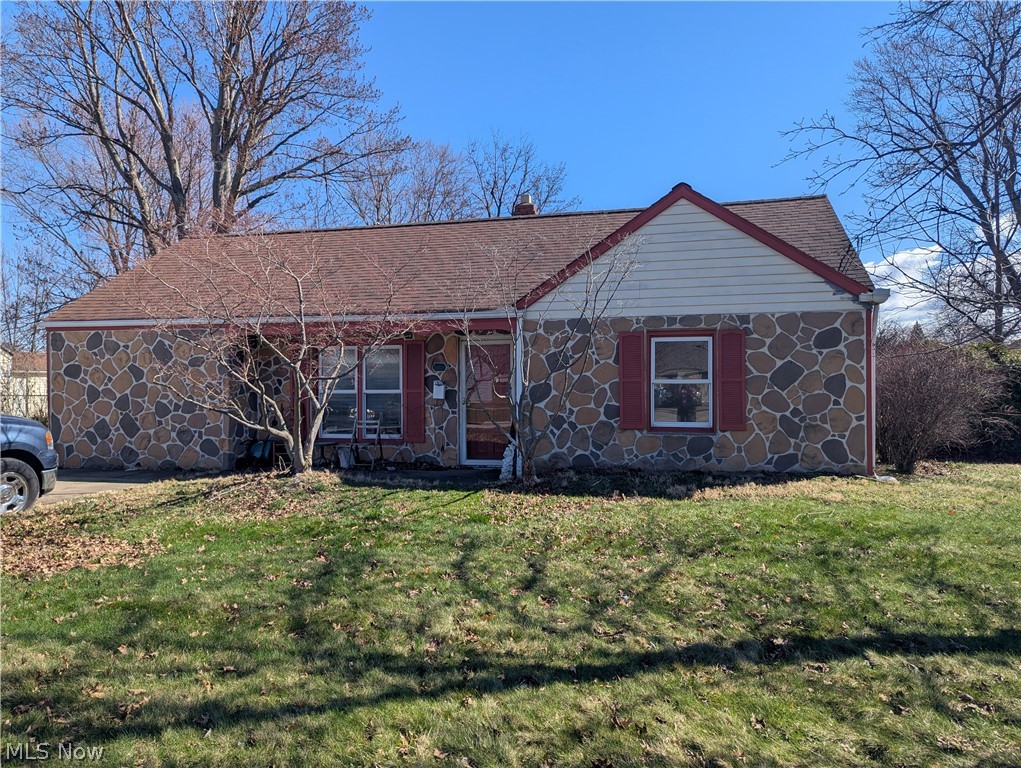 1085 Stevens Boulevard, Eastlake, OH