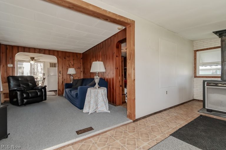 6554 Tarbell Avenue, Madison, OH - Photo 3
