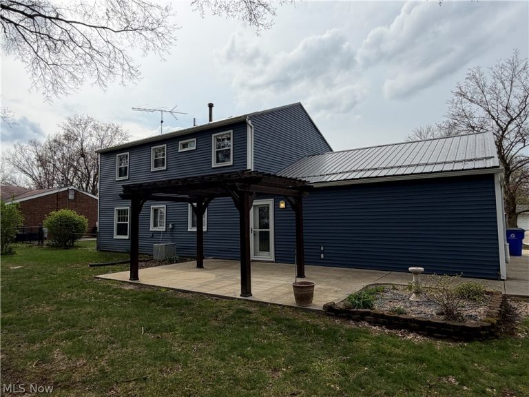 3898 Morley Drive, Kent, OH - Photo 6