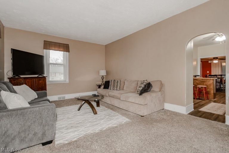 107 North Avenue, Geneva, OH - Photo 5