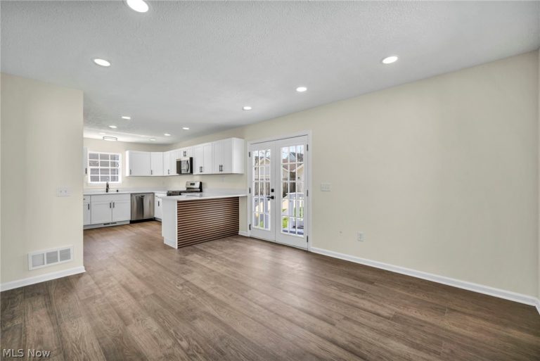 3512 46th Street, Cleveland, OH - Photo 8