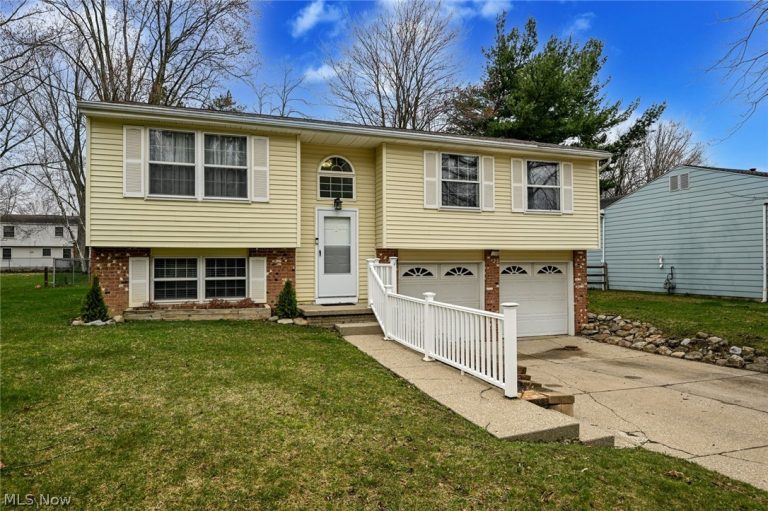 925 Gayer Drive, Medina, OH - Photo 2