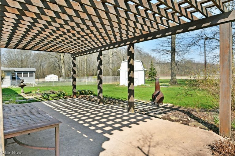 834 Pleasant Street, Warren, OH - Photo 4