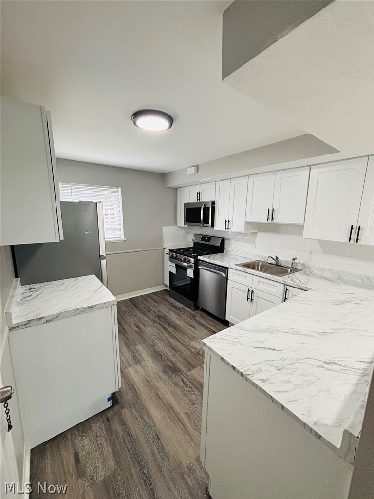 21045 Southbend Circle #6, Rocky River, OH - Photo 8