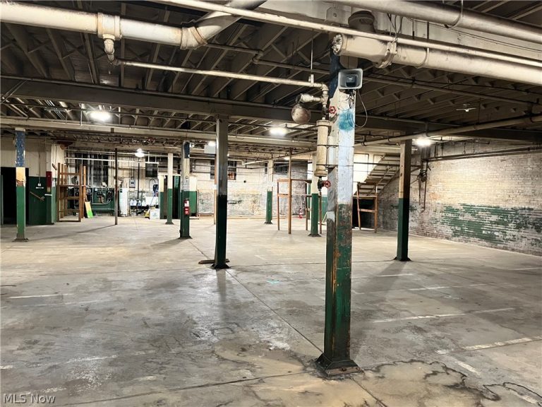 637 Cushman Street, Wooster, OH - Photo 2