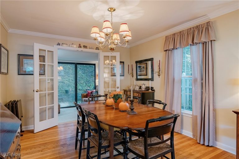 1567 Belvoir Boulevard, South Euclid, OH - Photo 8