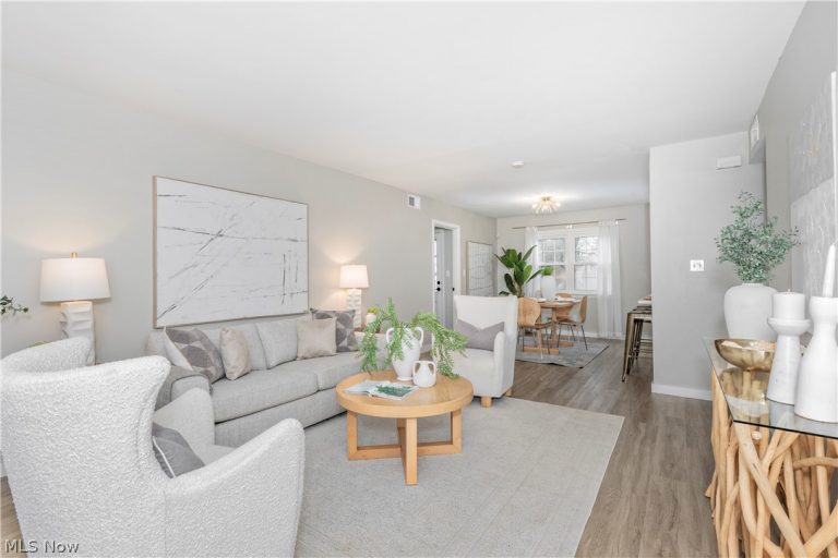 754 Hemlock Drive, Euclid, OH - Photo 5