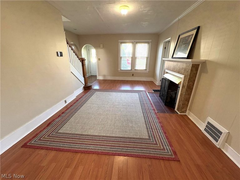 3724 Lindberg Way, Weirton, WV - Photo 3