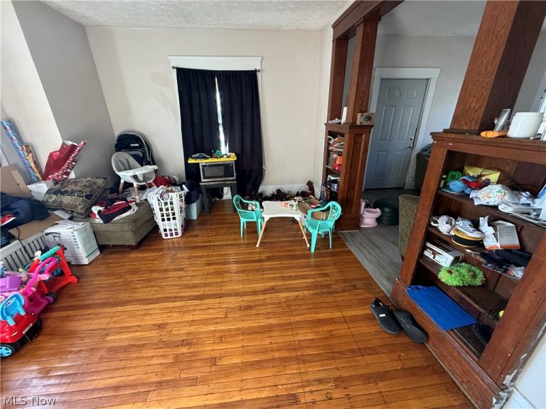 1226 Shriver Avenue, Canton, OH - Photo 3