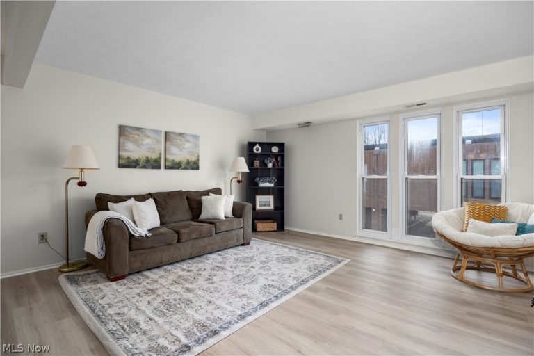 33803 Electric Boulevard #G20, Avon Lake, OH - Photo 6