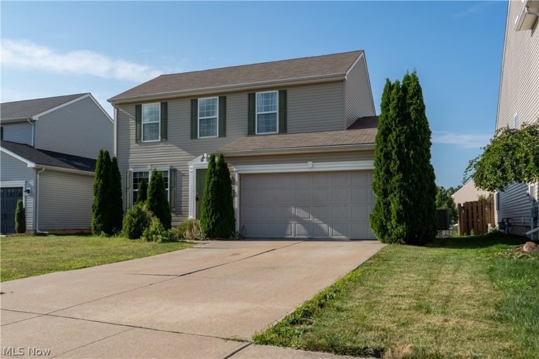 38210 Kingston Drive, North Ridgeville, OH - Photo 3