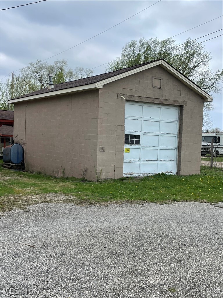 15571 Berlin Station Road, Berlin Center, OH - Photo 3