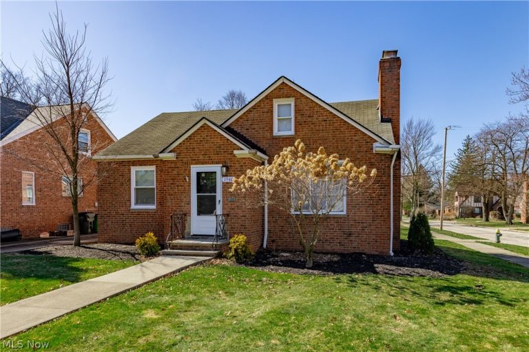 1560 Holmden Road, South Euclid, OH, 44121
