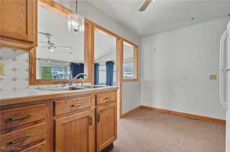 1852 Fairview Court, Salem, OH - Photo 4