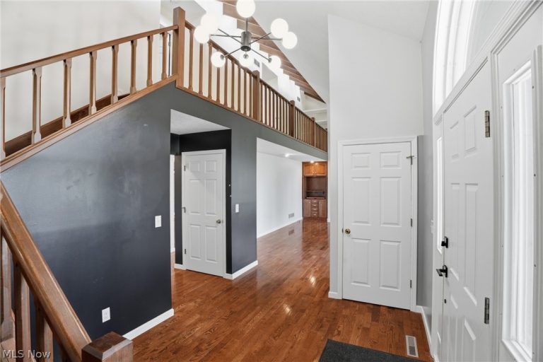 5504 13th Avenue, Vienna, WV - Photo 6