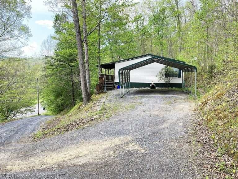 14766 Elk River Road, Duck, WV - Photo 3