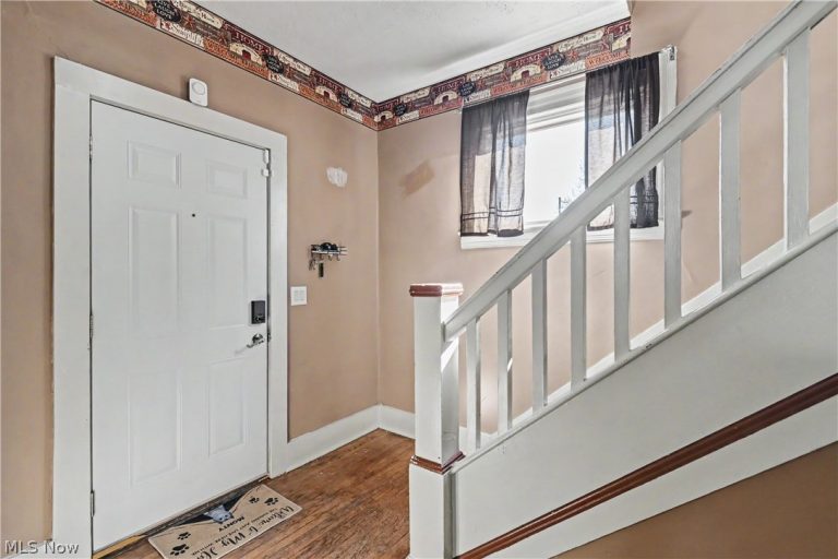 211 Center Street, Bucyrus, OH - Photo 6