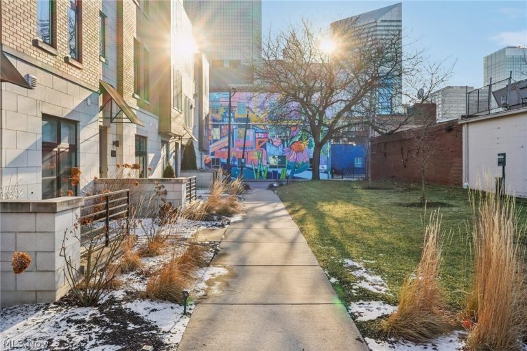 1446 14th Street, Cleveland, OH - Photo 2