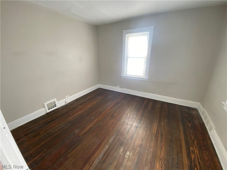 3724 13th Street, Cleveland, OH - Photo 6