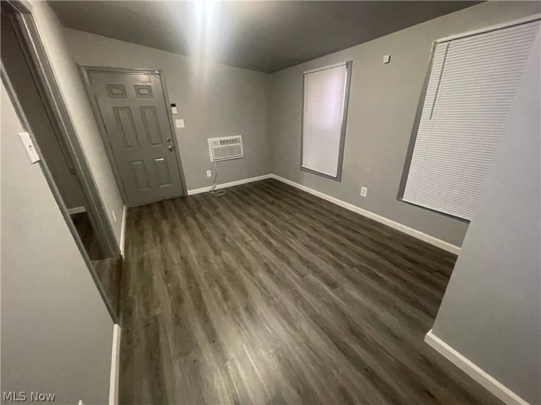 12007 Beulah Avenue #down, Cleveland, OH - Photo 3