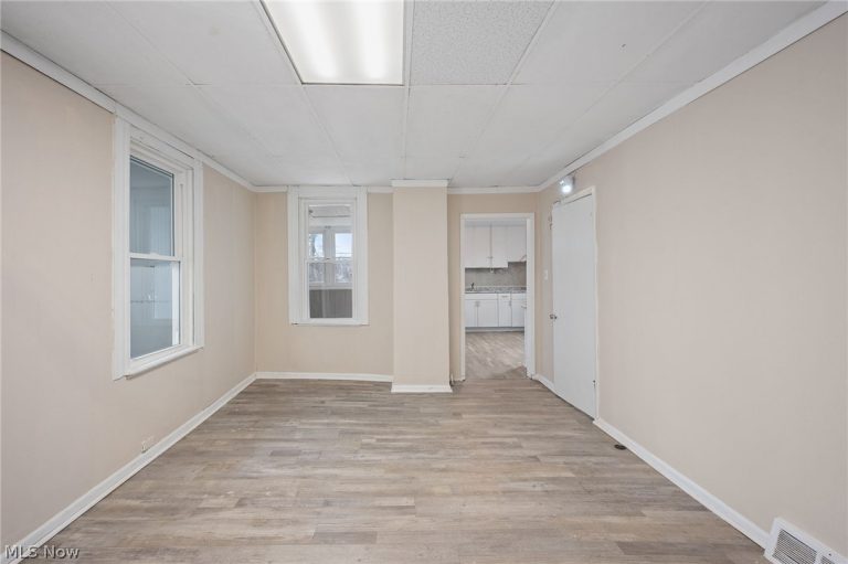 2180 83rd Street, Cleveland, OH - Photo 2