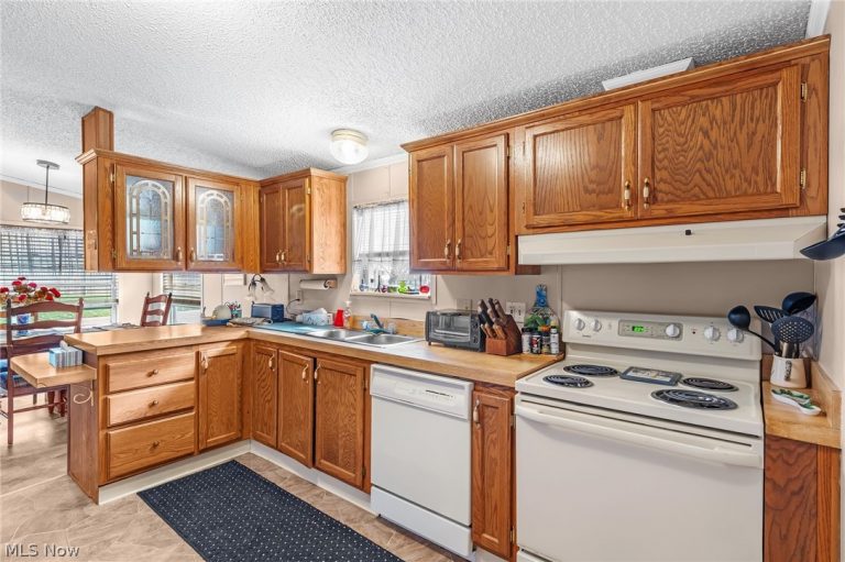 227 C Street, Navarre, OH - Photo 6