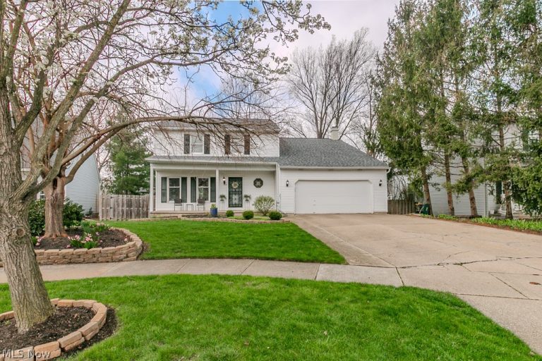 5459 Oak Ridge Drive, Willoughby, OH - Photo 4