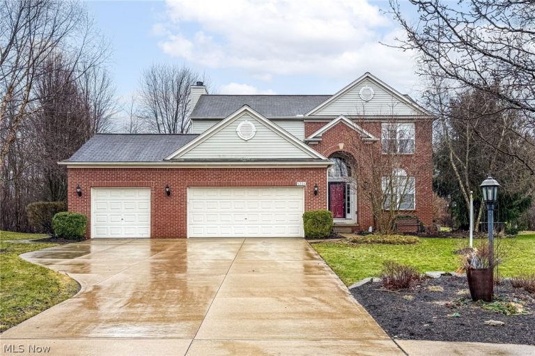 5206 Yorton Lane, Brunswick, OH, 44212