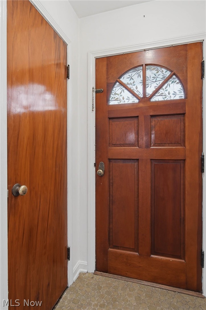 163 Ford Avenue, Barberton, OH - Photo 4